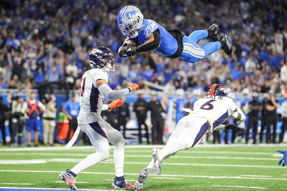 Broncos lose to Lions 42-17, drop to 7-7