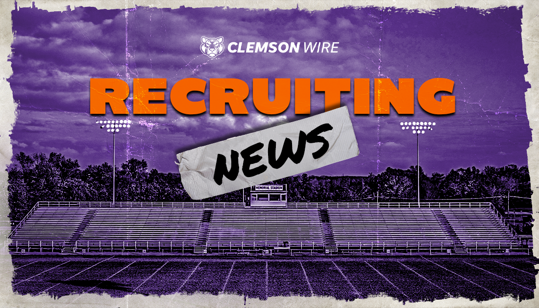 Edge rusher in the 2024 class announces offer from Clemson