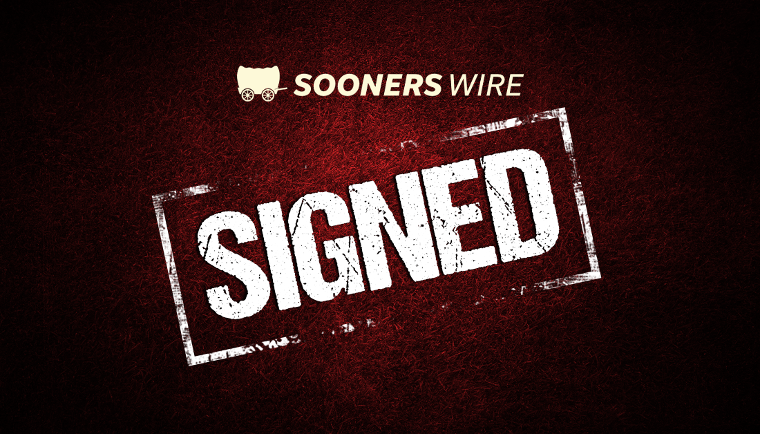 International rising star Daniel Akinkunmi signs with the Oklahoma Sooners