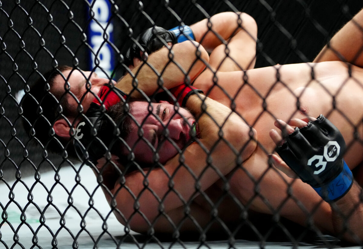 Tagir Ulanbekov def. Cody Durden at UFC 296: Best photos