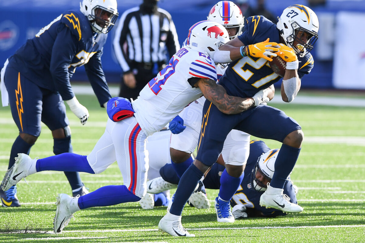 Oddsmakers: Bills open as double-digit road favorite at Chargers