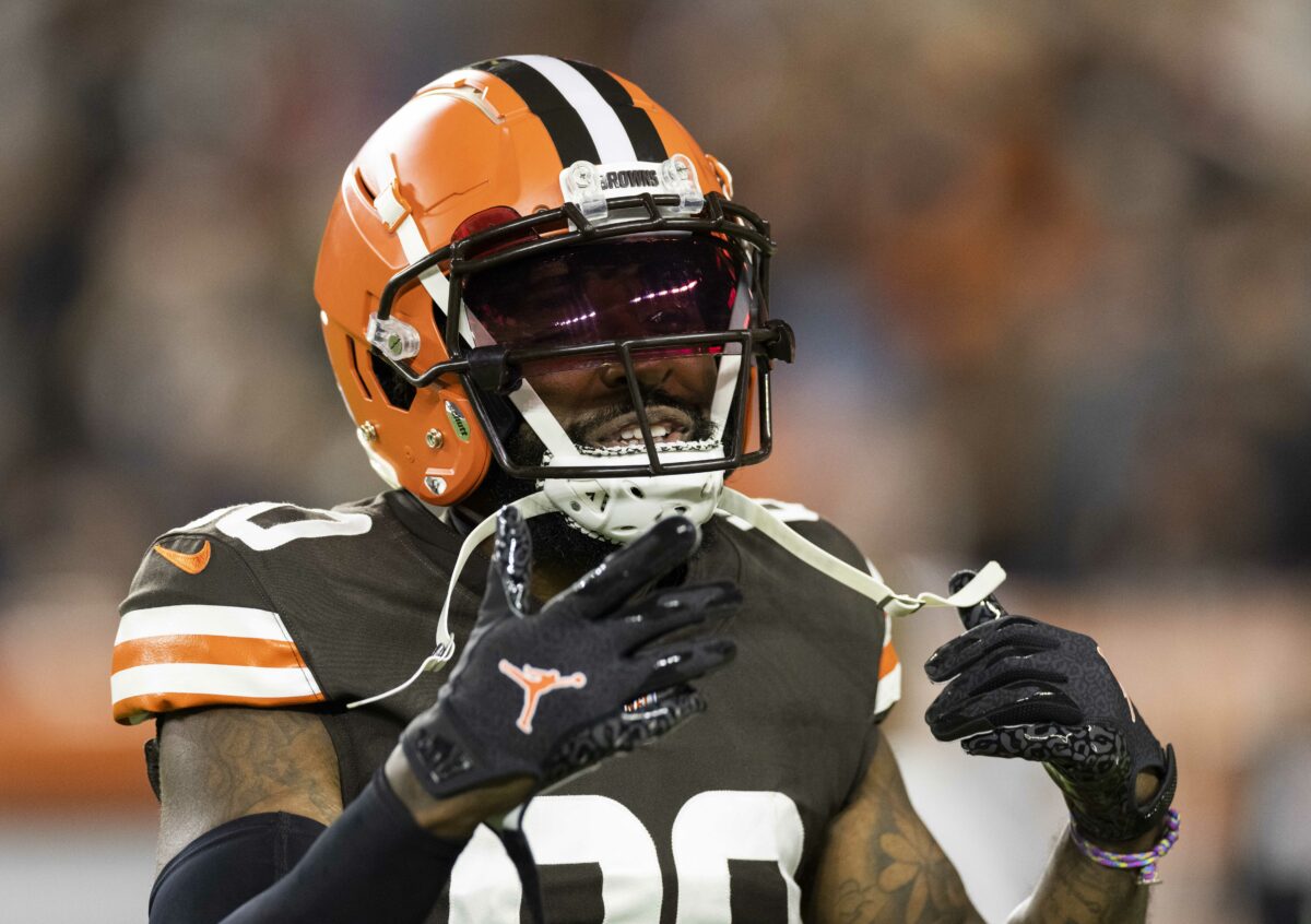 Former Browns WR Jarvis Landry works out for another fringe-playoff team
