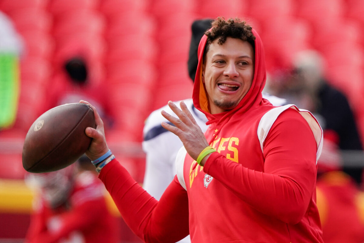 Patrick Mahomes remains Chiefs’ highest-graded player after poor showing vs. Raiders