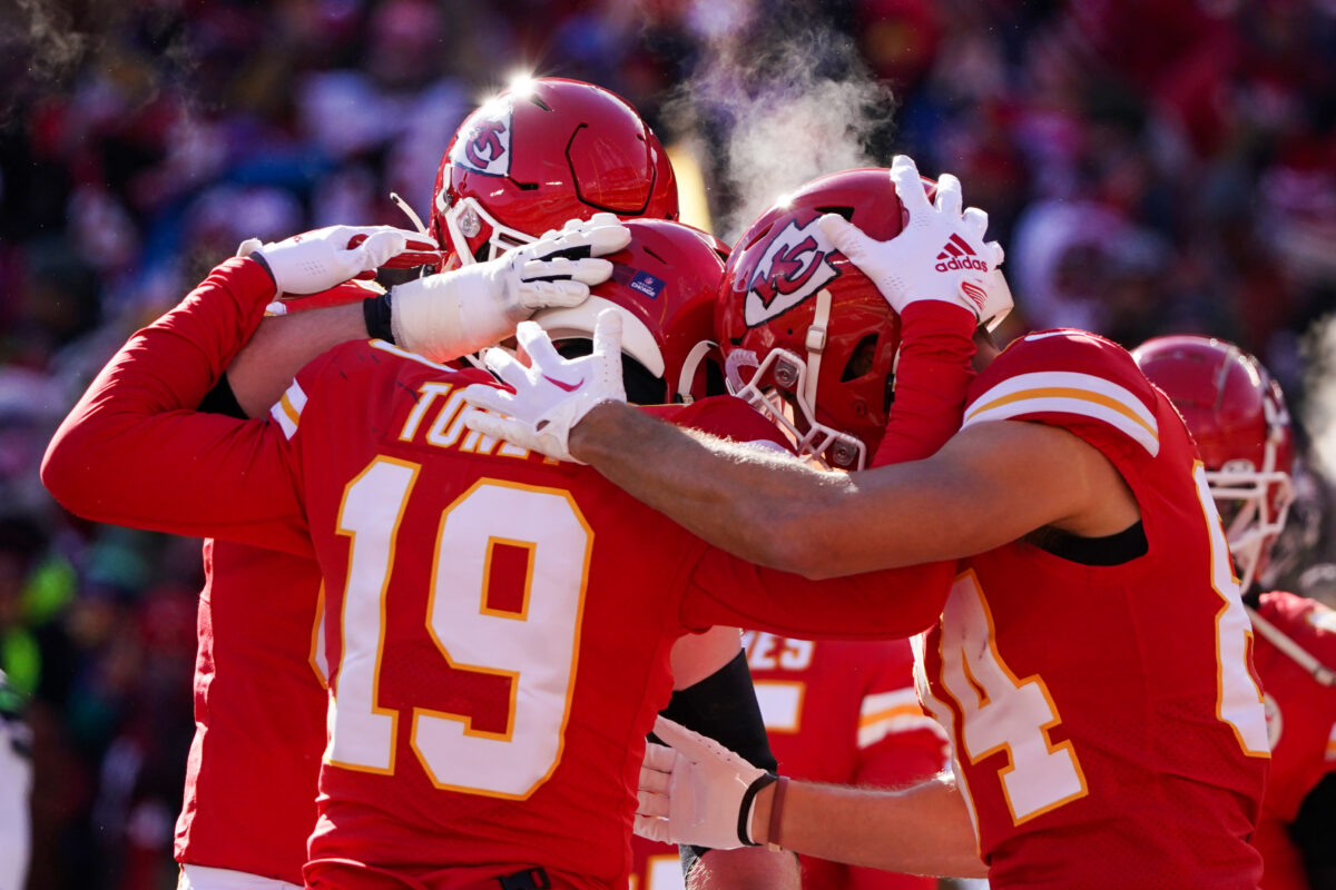 Chiefs WR Rashee Rice defends teammates amid criticism of poor performances