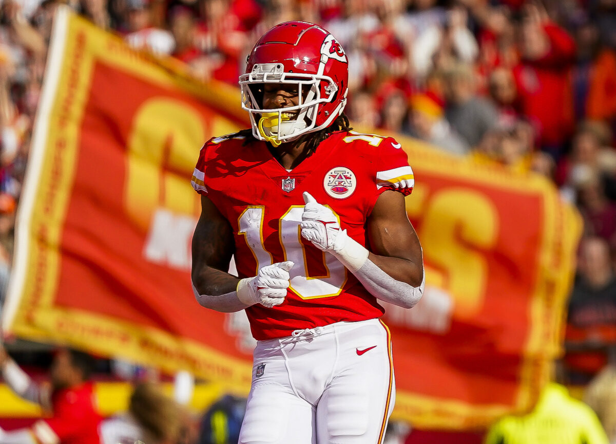 WATCH: Chiefs RB Isiah Pacheco scampers for nifty wildcat touchdown vs. Raiders