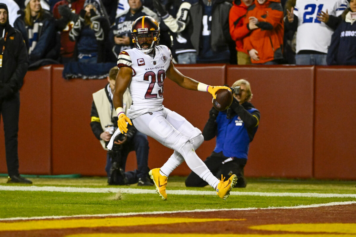 Commanders Kendall Fuller criticized for his choice of cleats