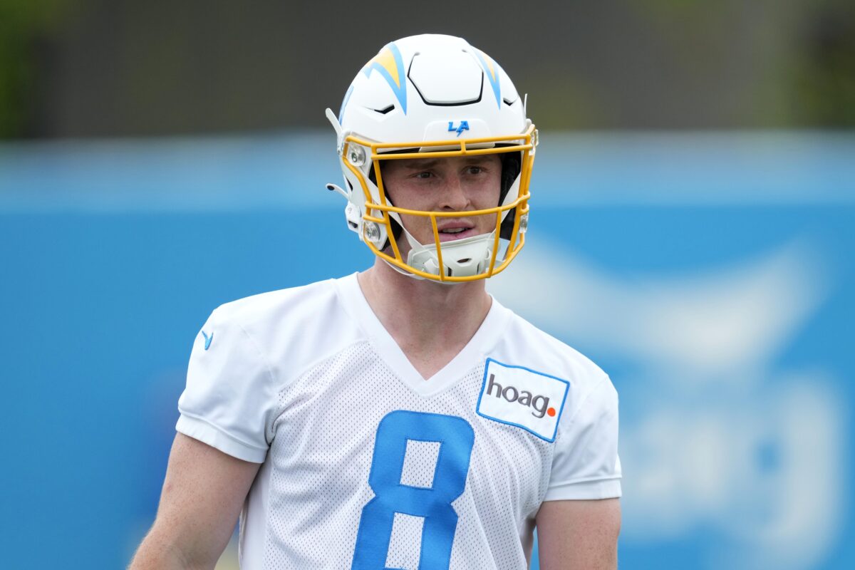 Chargers make flurry of roster moves in wake of Justin Herbert’s season-ending injury
