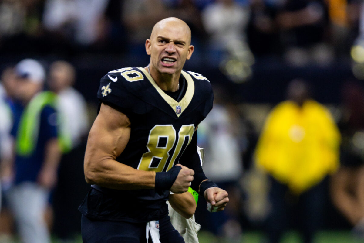 WATCH: Jimmy Graham finds the end zone for second straight week