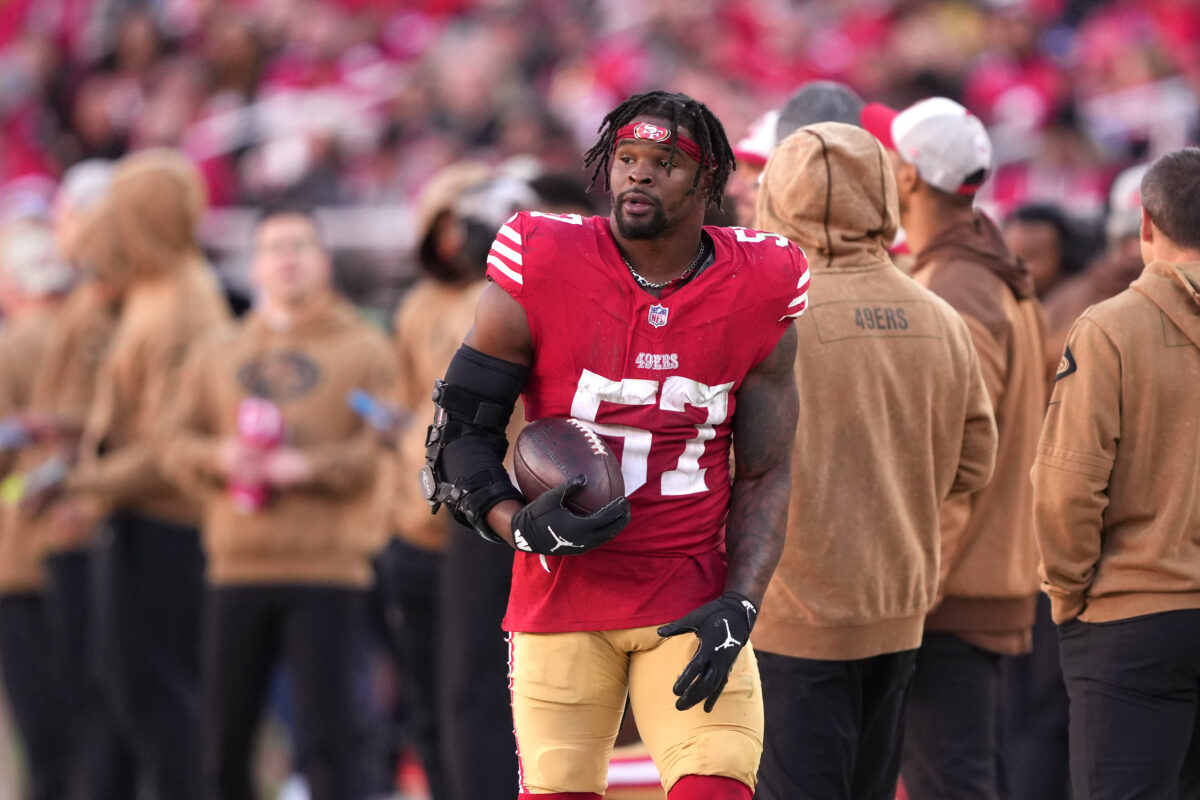 49ers’ Dre Greenlaw ejected after making contact with Eagles security on sideline