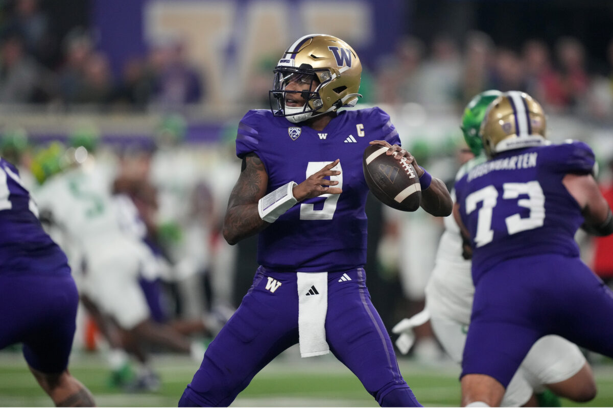 Washington survives Oregon comeback effort to clinch Pac-12 title and an assured CFP appearance