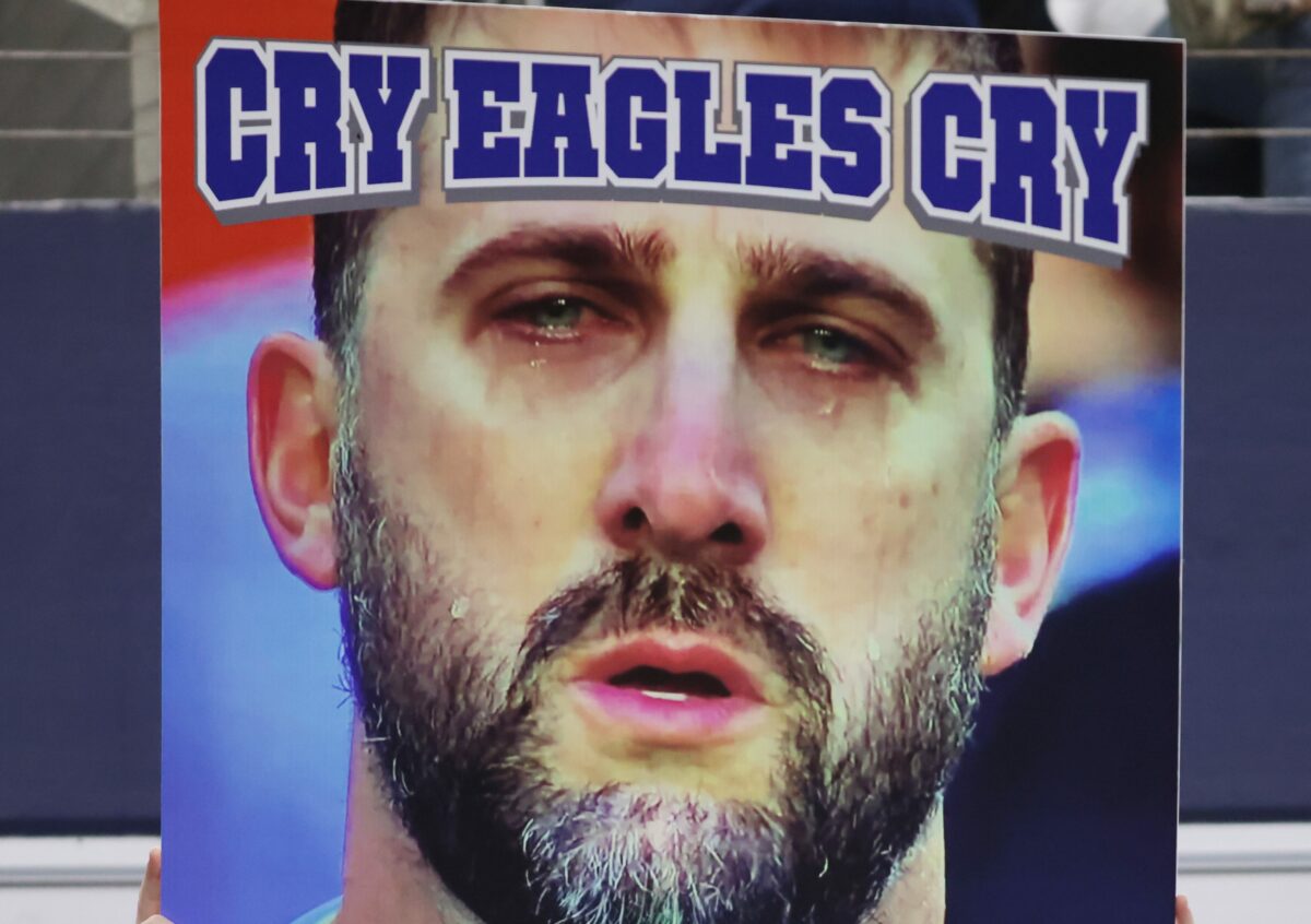 Cry Eagles, Cry: Best pics from Cowboys’ Week 14 clipping of Philly’s wings