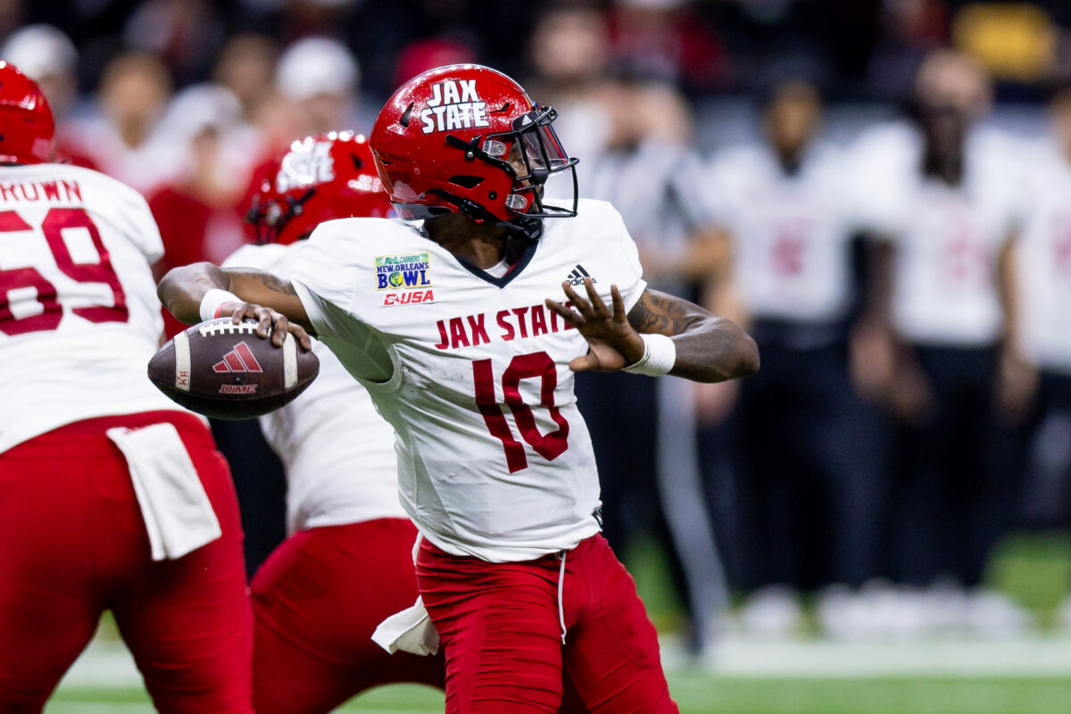 Jacksonville State defeats Louisiana in last-minute comeback to take R+L Carriers New Orleans Bowl