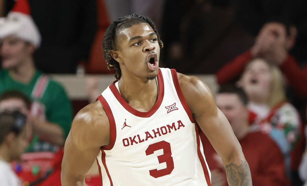 Oklahoma Sooners move into the top 10 in latest AP Poll