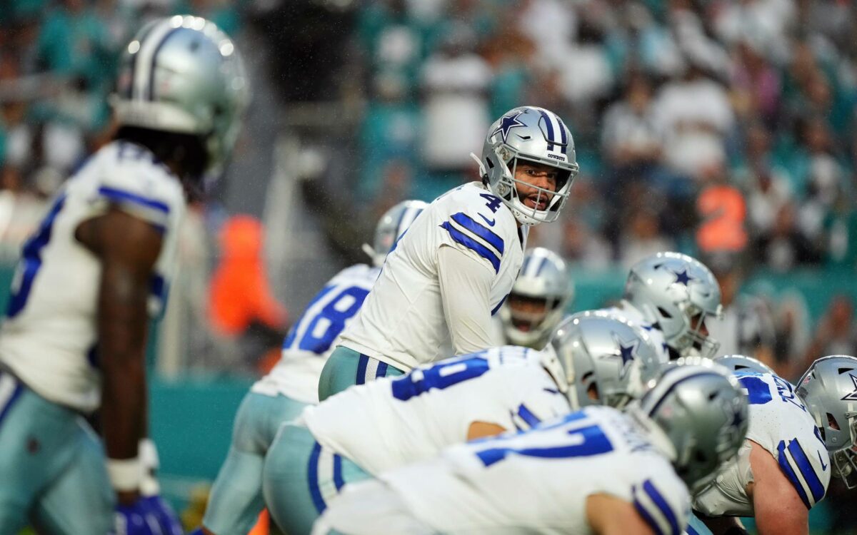 4 Downs: Cowboys beaten by personal fouls, brutal fumble, offense’s ‘dead spot’