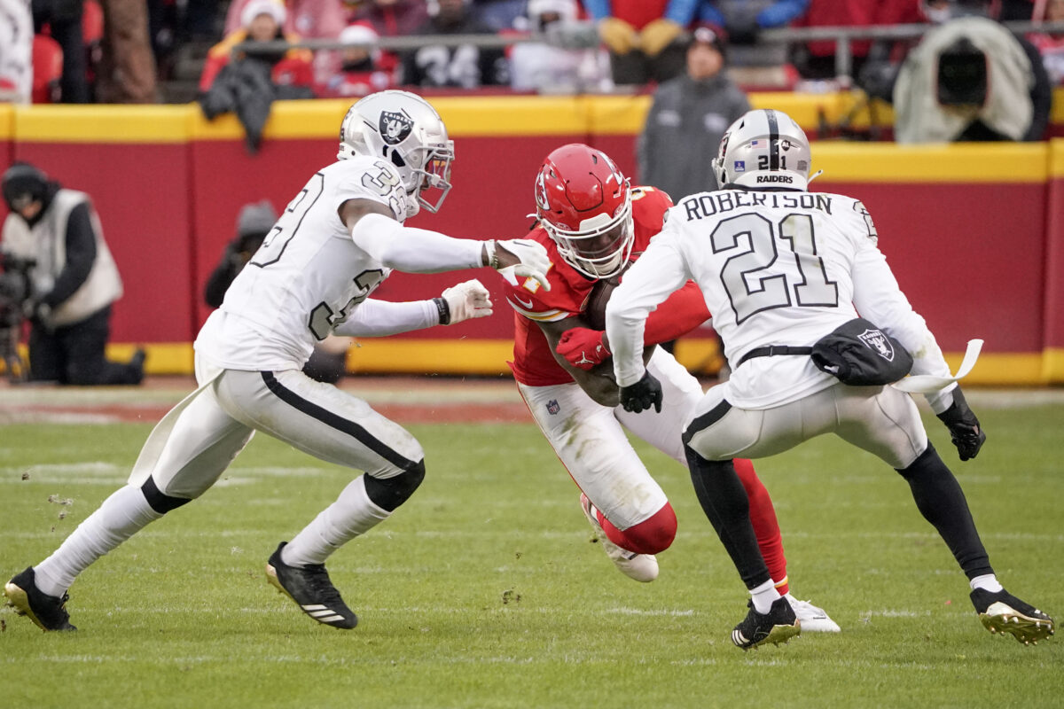 Raiders Week 16 snap counts vs Chiefs: CB Amik Robertson leads team in snaps