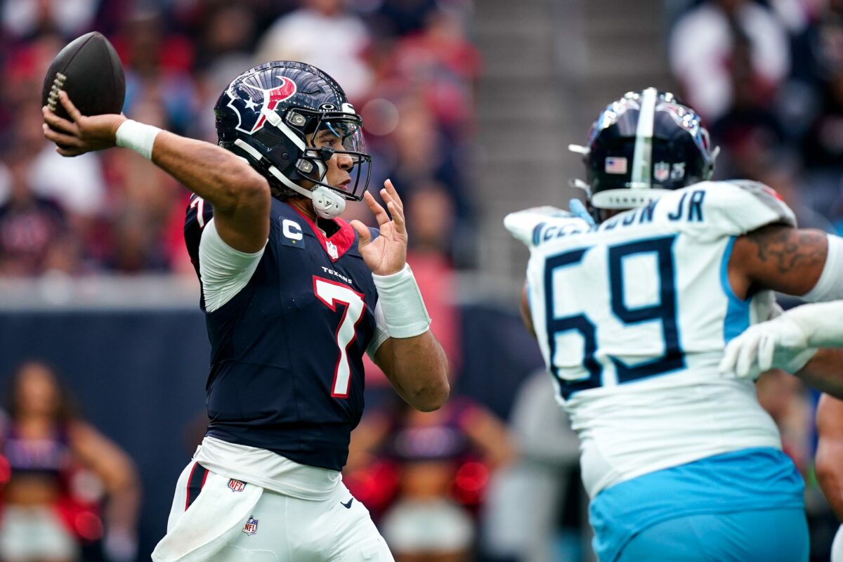 Titans dominated by Texans in Week 17 loss: Everything we know