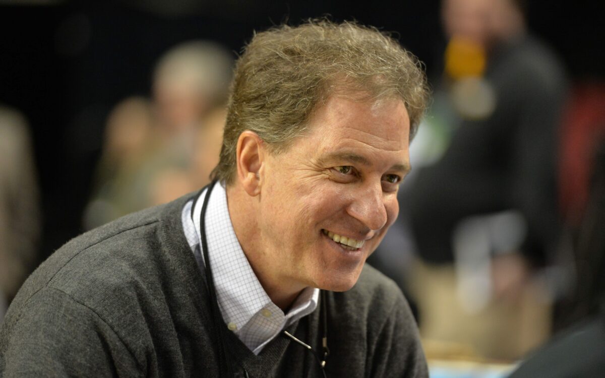 Even Kevin Harlan had to chuckle at himself struggling to read promos for CBS
