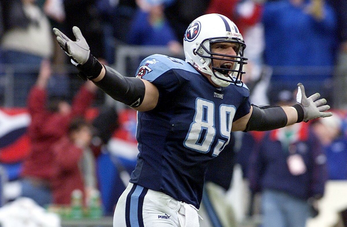 Titans great Frank Wycheck has passed away at 52