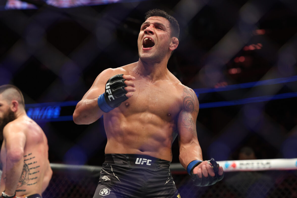Former champ Rafael dos Anjos returns to lightweight to fight Mateusz Gamrot at UFC 299 in March