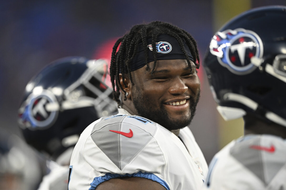 Ex-Titans DL Jayden Peevy signs futures deal with Browns