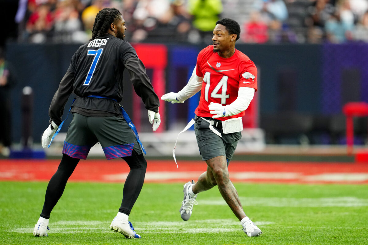 Stefon Diggs’ brother, Trevon, was front row at Bills-Dolphins