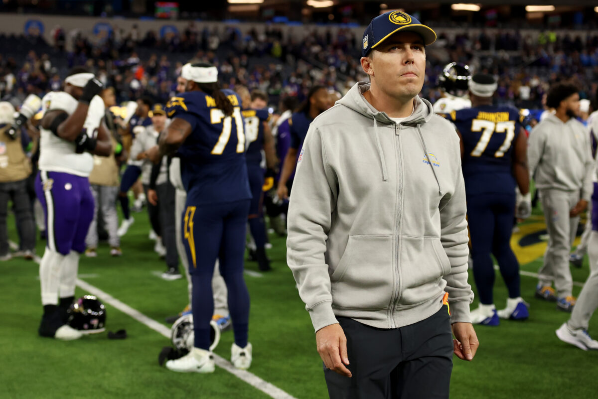 Eagles, Browns to interview Chargers offensive coordinator Kellen Moore