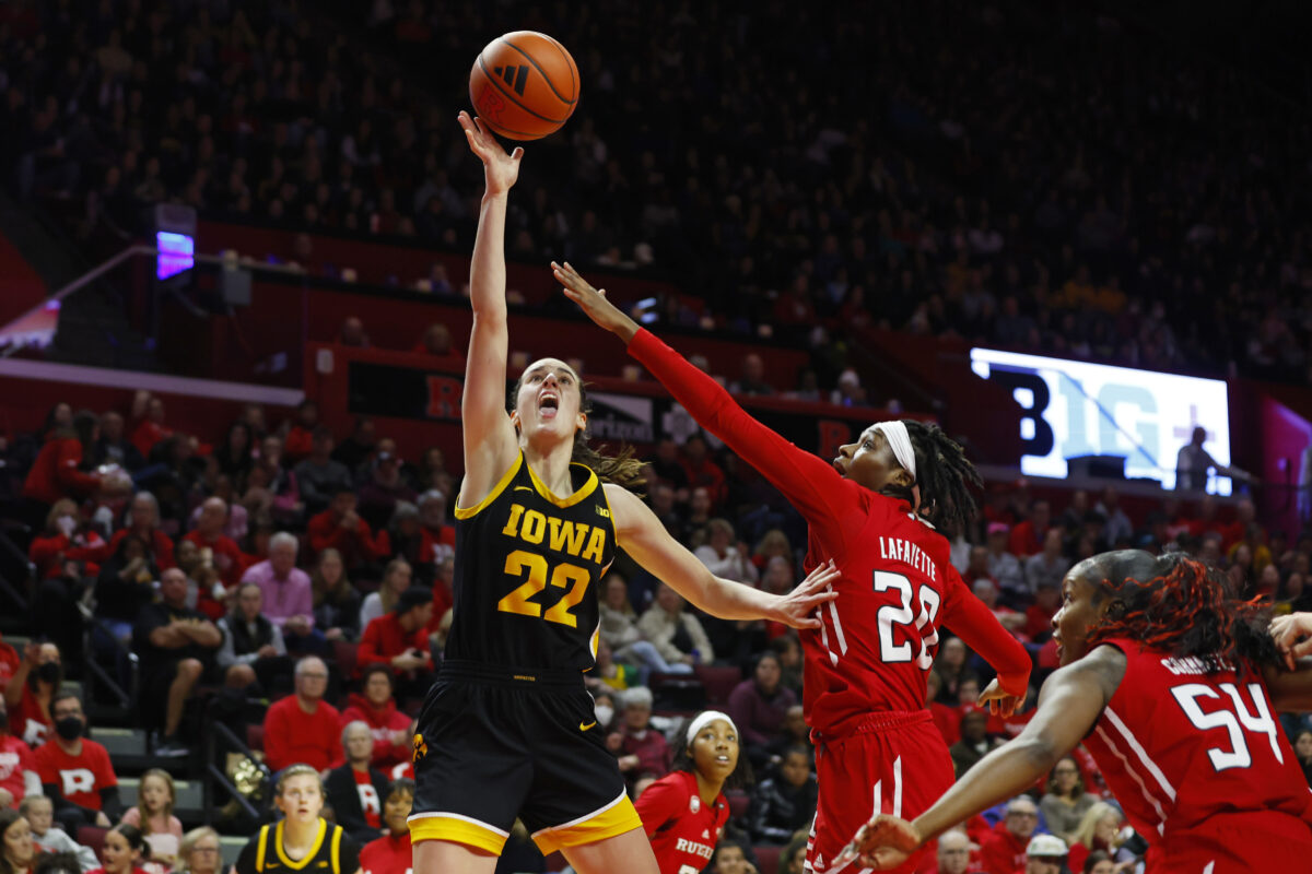 Caitlin Clark once again showed why she is an elite player in performance at Rutgers