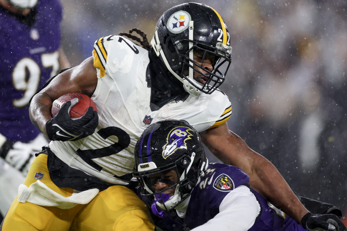 Najee Harris reflects on first 10-win season with Pittsburgh Steelers