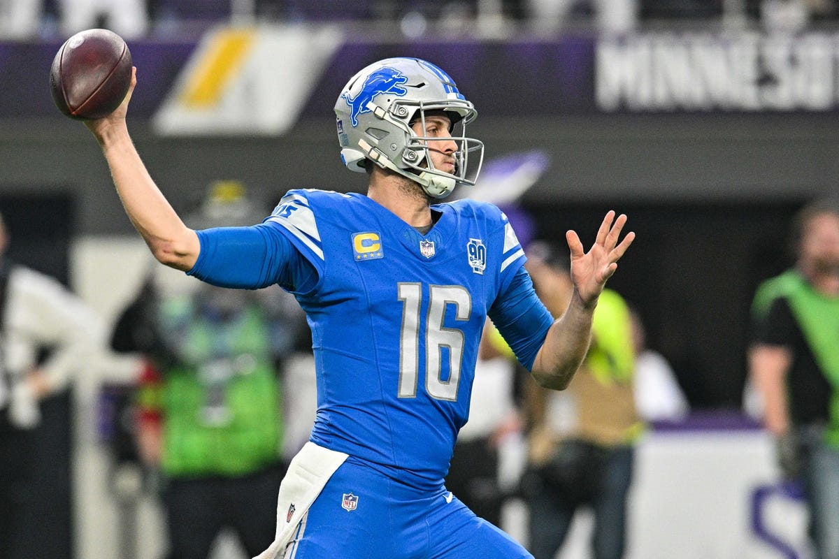 Detroit Lions Podcast: Bish and Brown preview Lions playoff matchup against the Rams