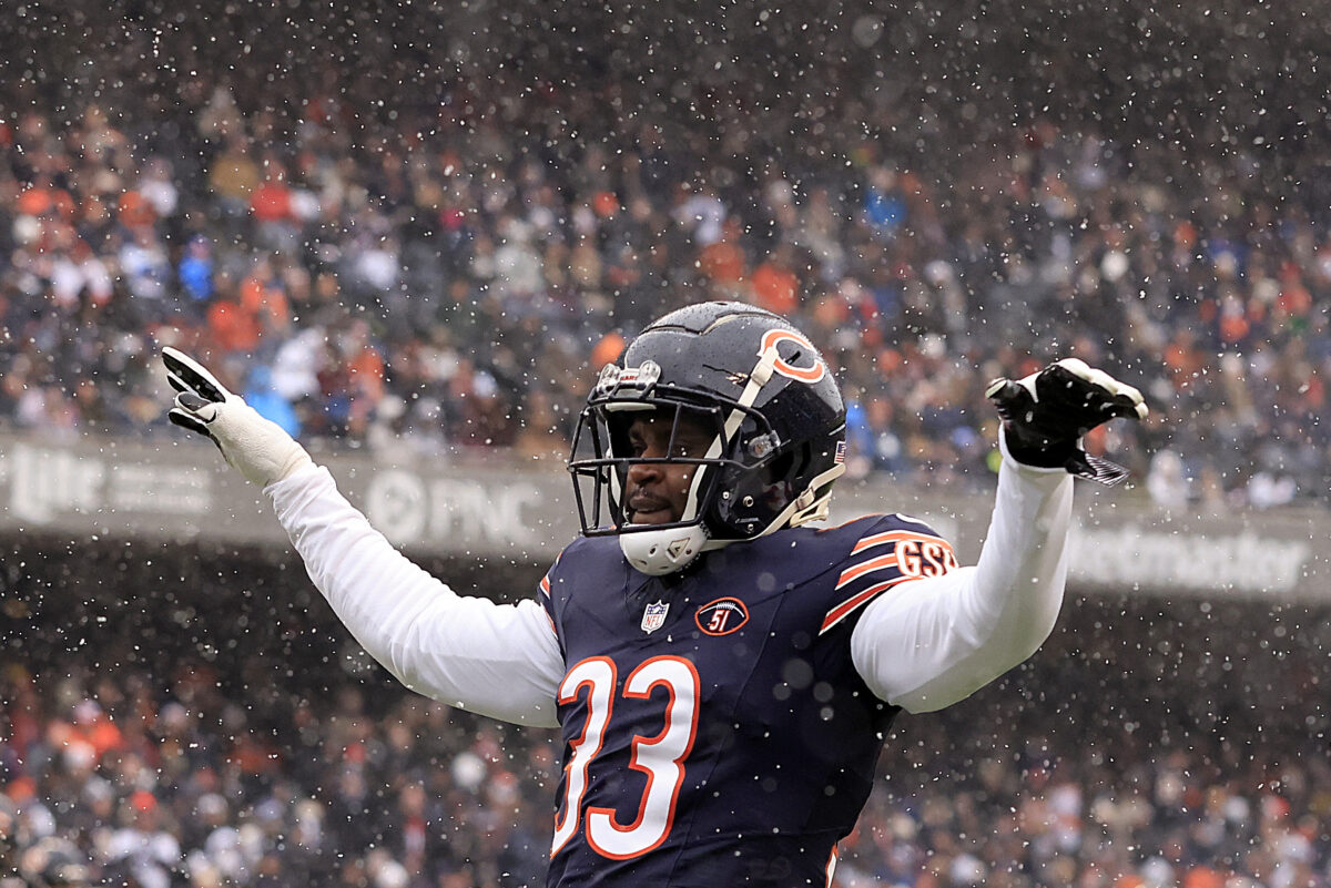 CB Jaylon Johnson ‘confident’ he will get a deal done with the Bears