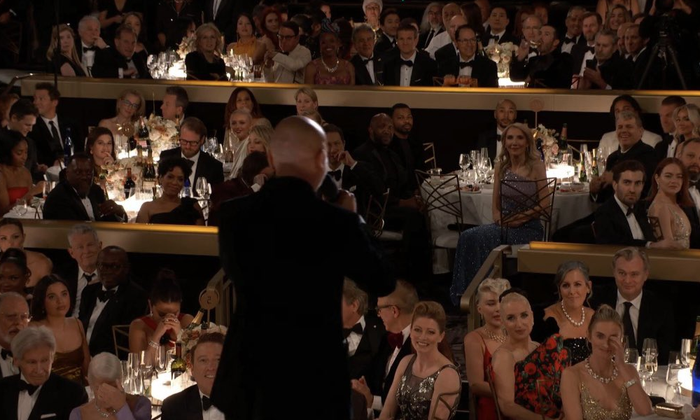 1 Golden Globes photo of Mookie Betts reacting to Jo Koy’s monologue has MLB fans laughing