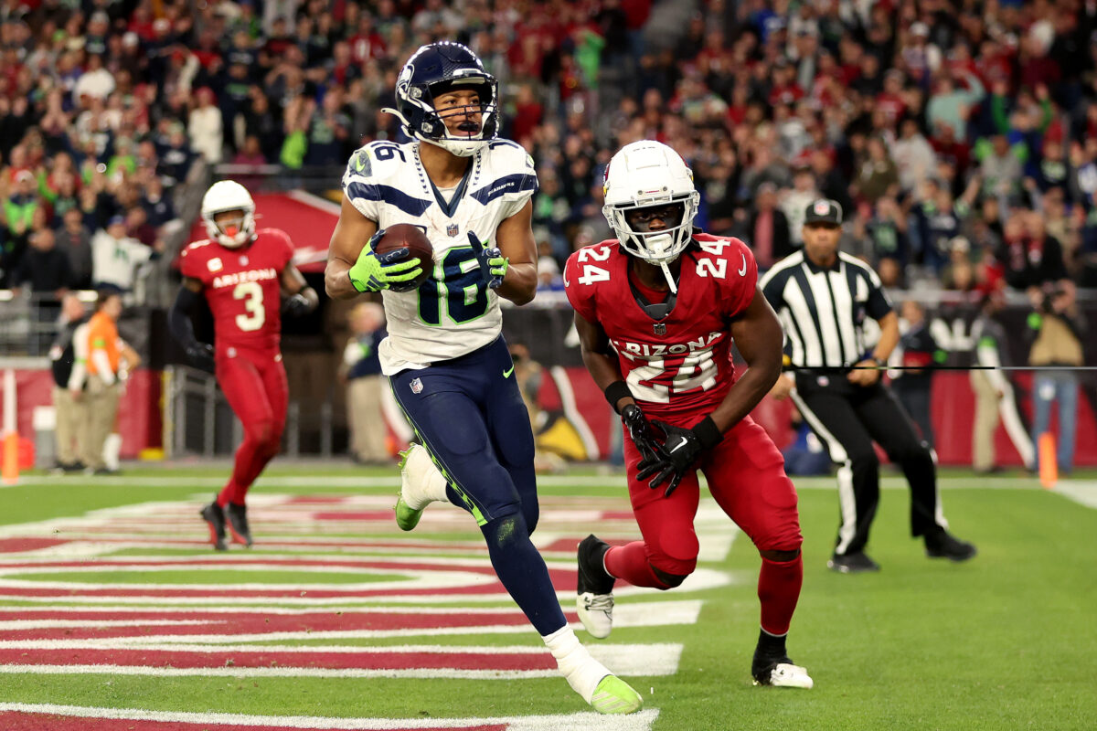 Seahawks eliminated, but finish strong with 21-20 win over Cardinals