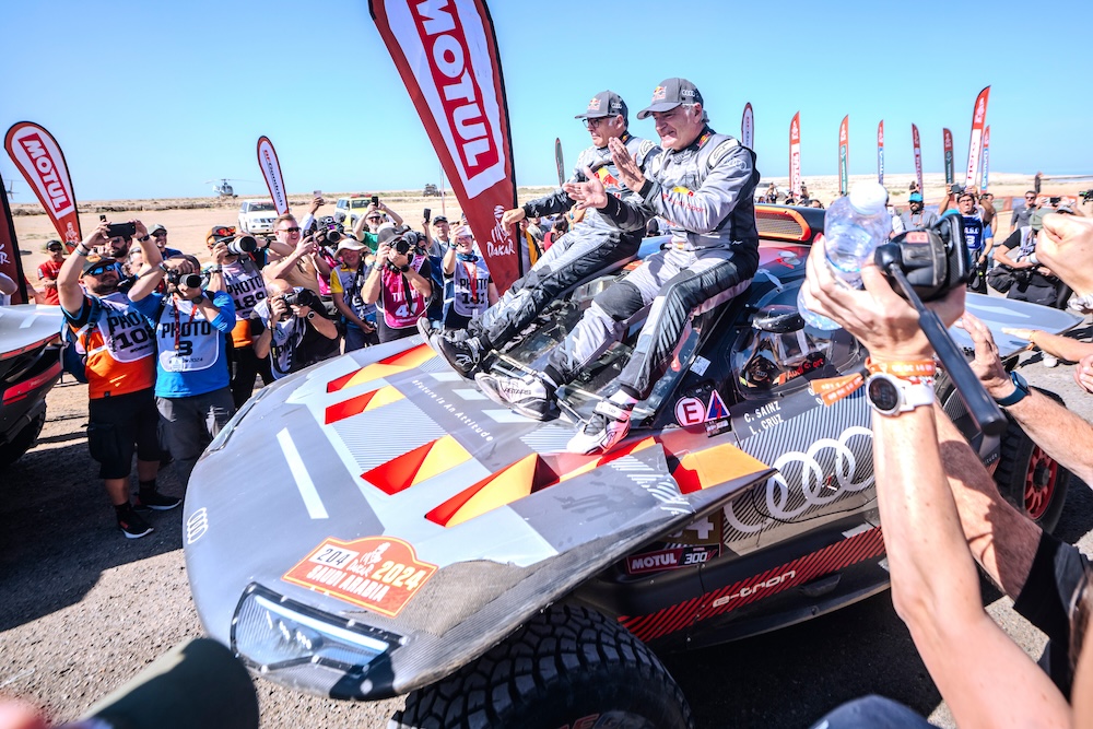 Sainz wins fourth Dakar Rally as Brabec takes bikes crown