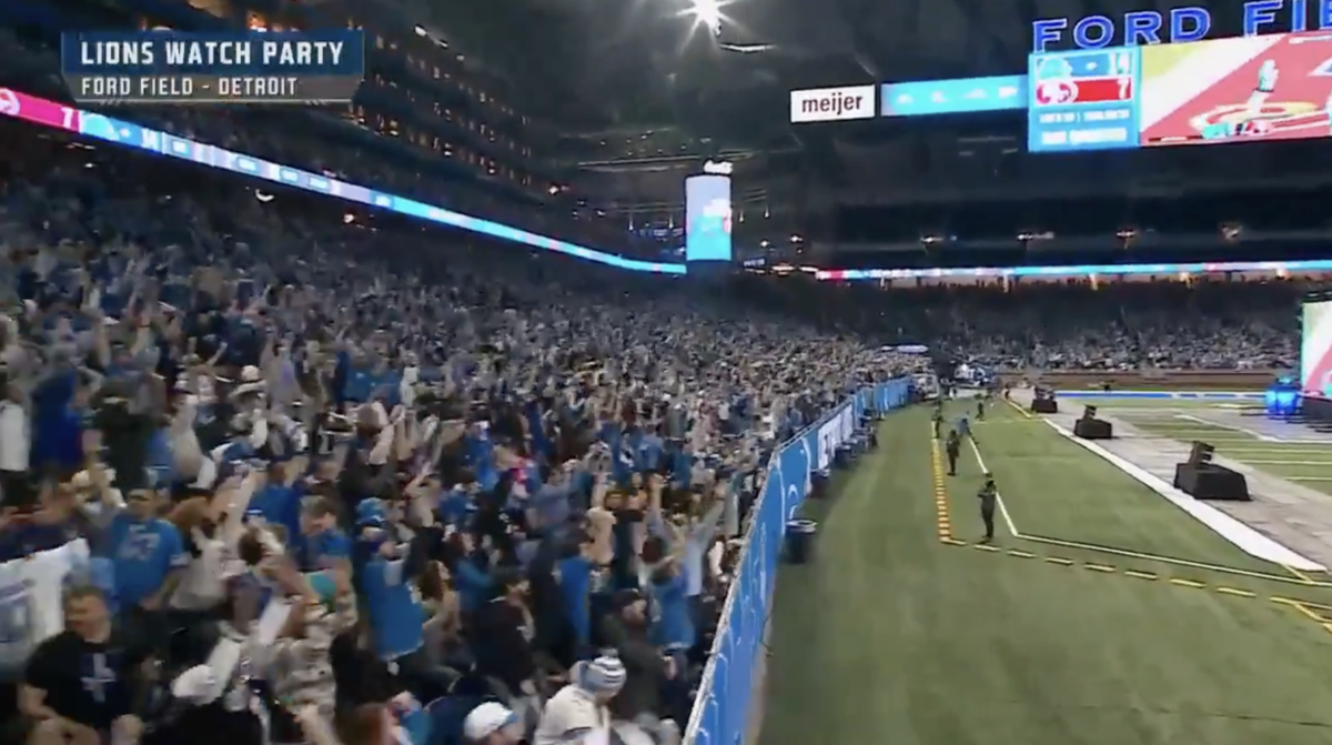 Lions fans had their stadium looking like an actual home game for Detroit’s NFC title game watch party