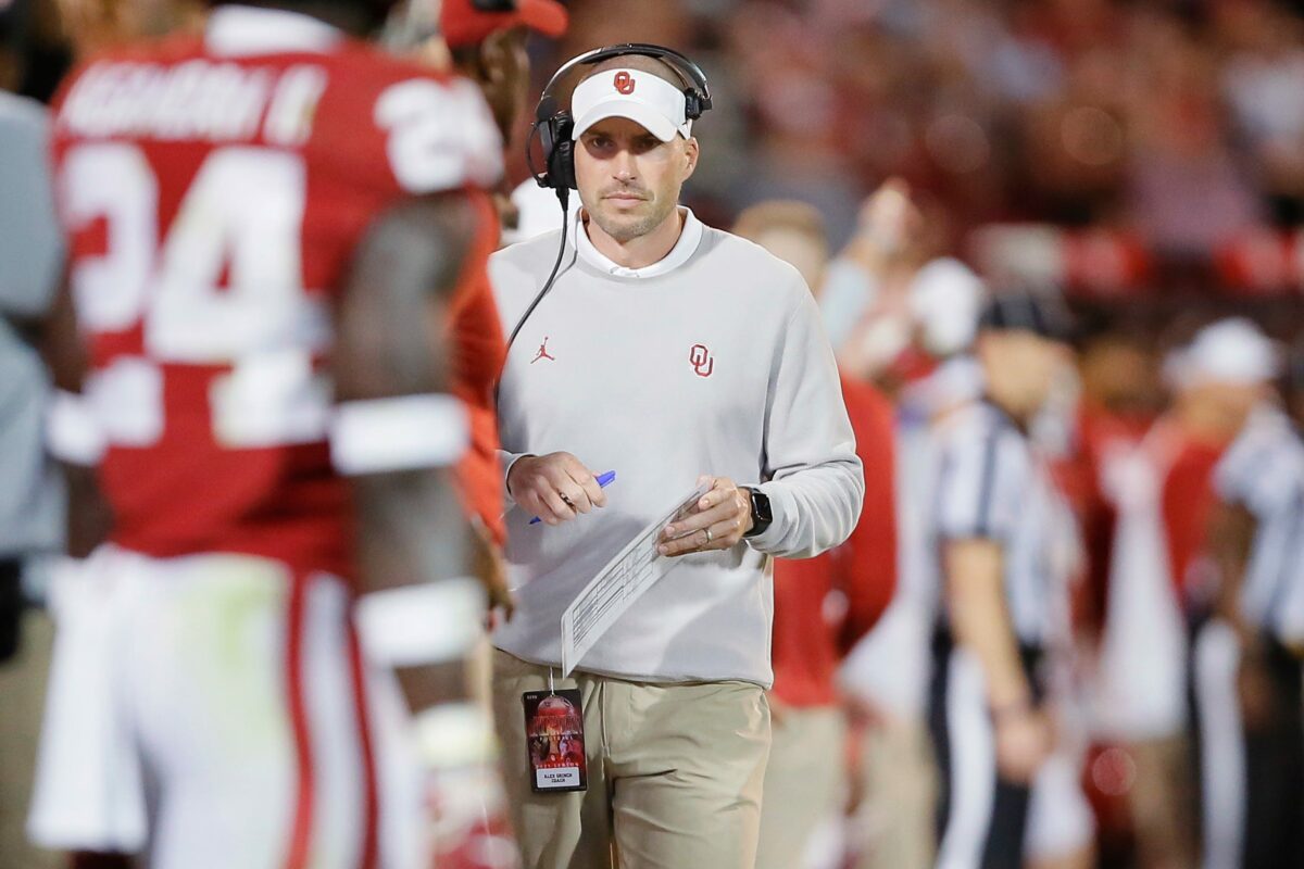 BREAKING: Wisconsin hires former USC DC as its new safeties coach