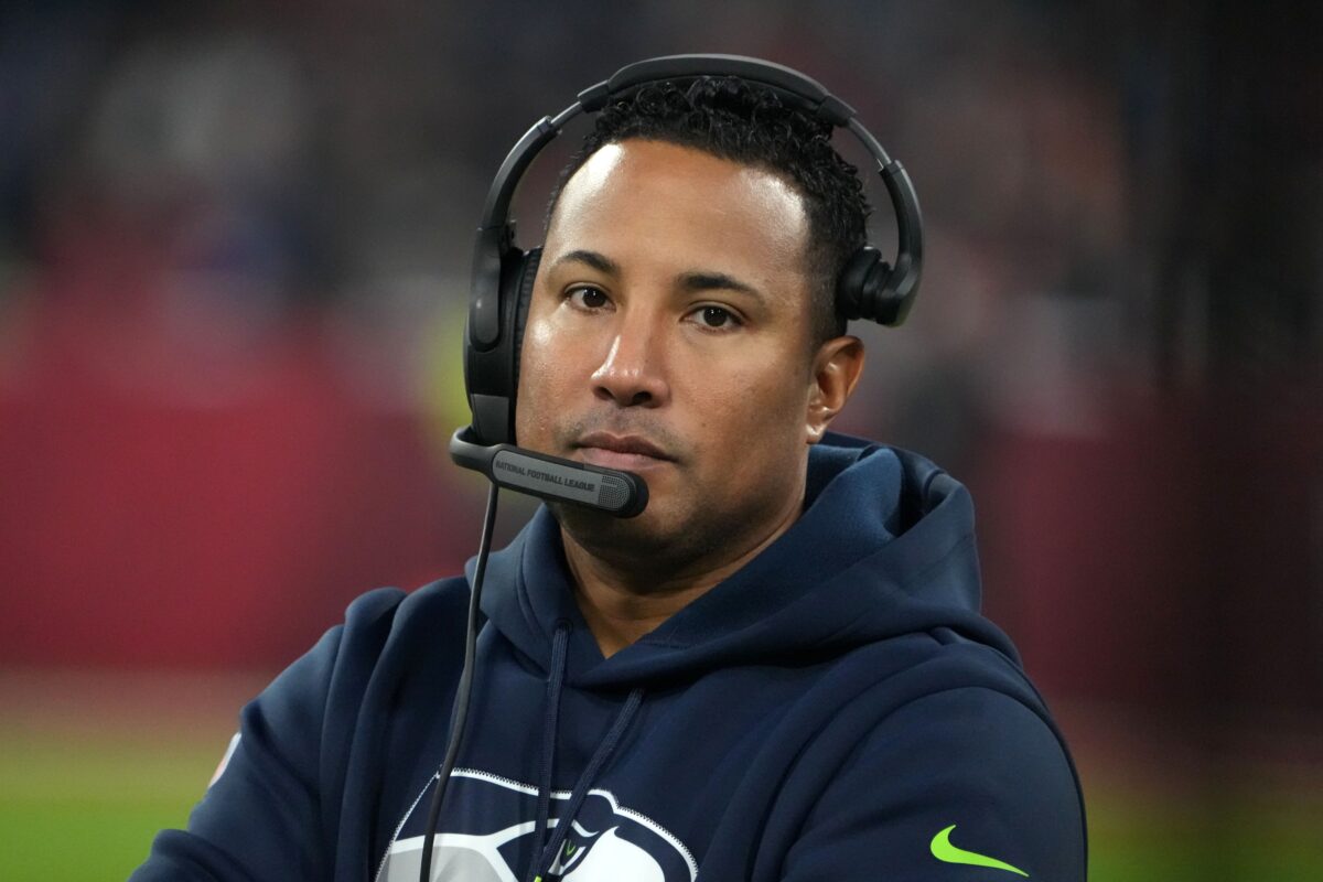 Report: Bears to hire Chad Morton as running backs coach