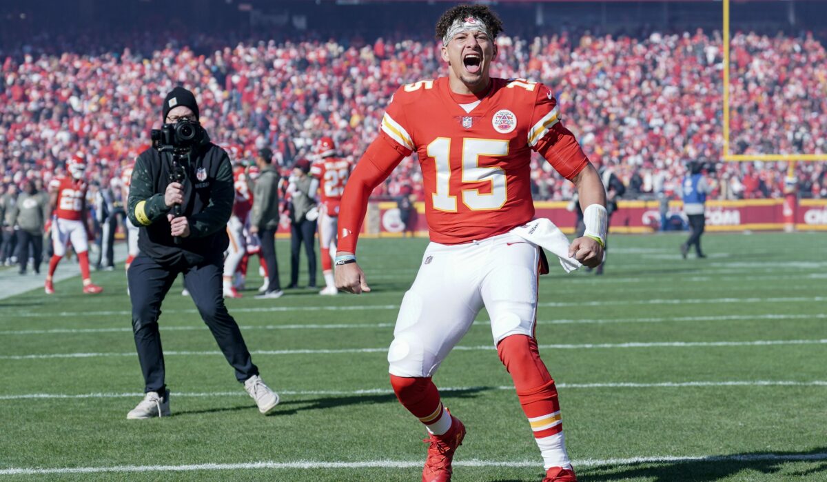 Chiefs QB Patrick Mahomes ranks fifth in passing yards ahead of regular season finale vs. Chargers