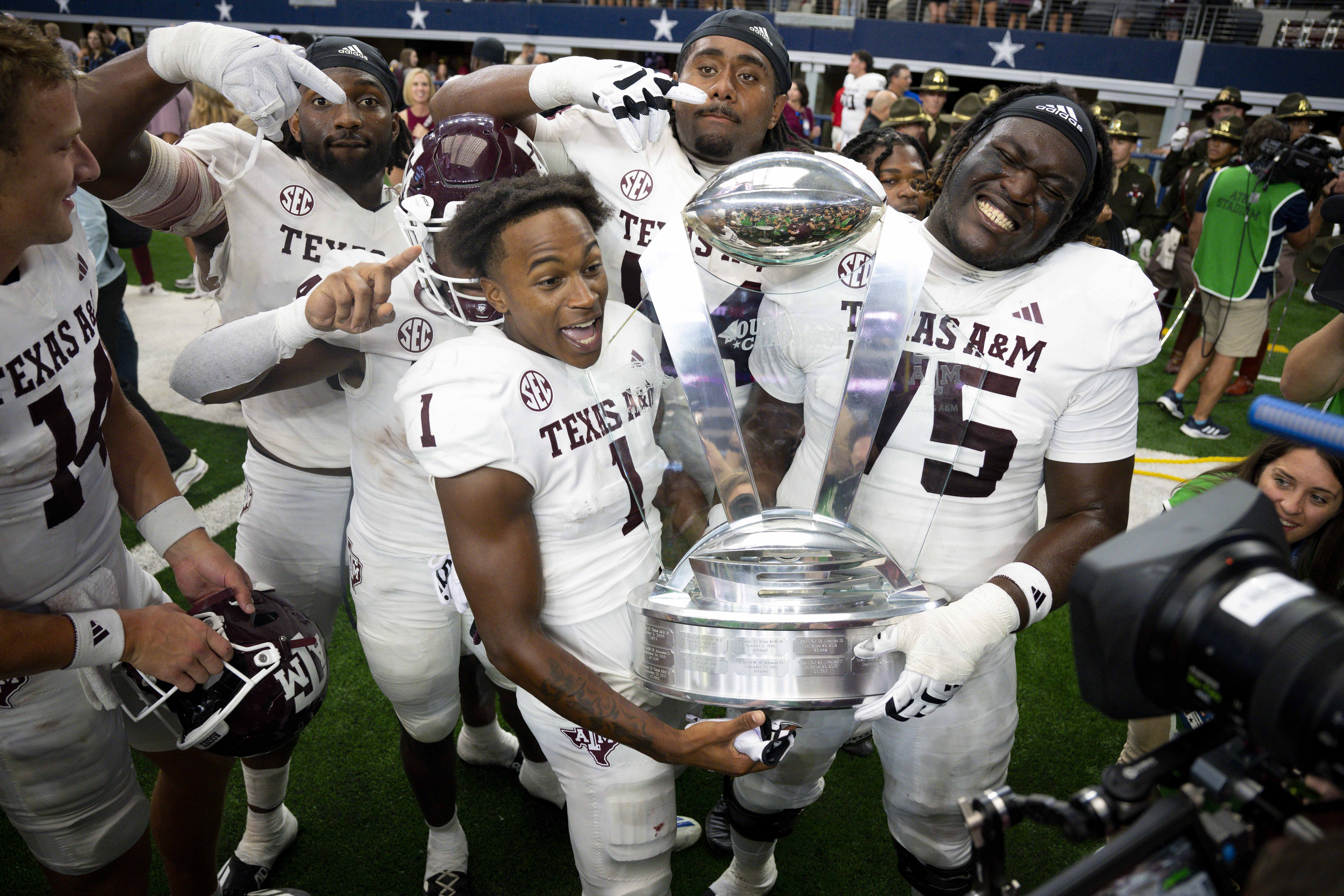 Texas A&M sophomore left guard Kam Dewberry has ‘successful surgery’