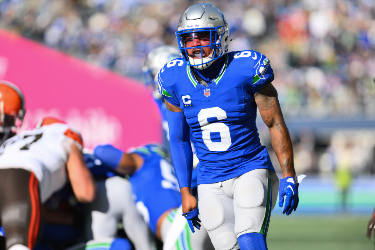 Quandre Diggs likes these fan-made alternate Seahawks uniform designs