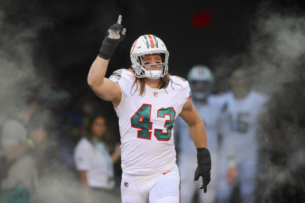 LB Andrew Van Ginkel wants to return to Dolphins in 2024
