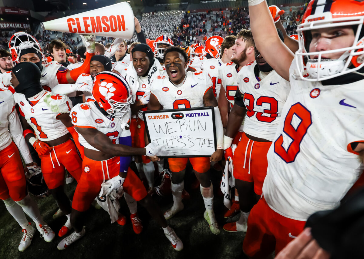 Clemson star linebacker named to ESPN’s ‘Way-Too-Early’ All-America Team for 2024