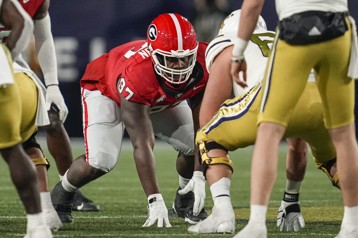 Georgia defensive tackle Warren Brinson announces return