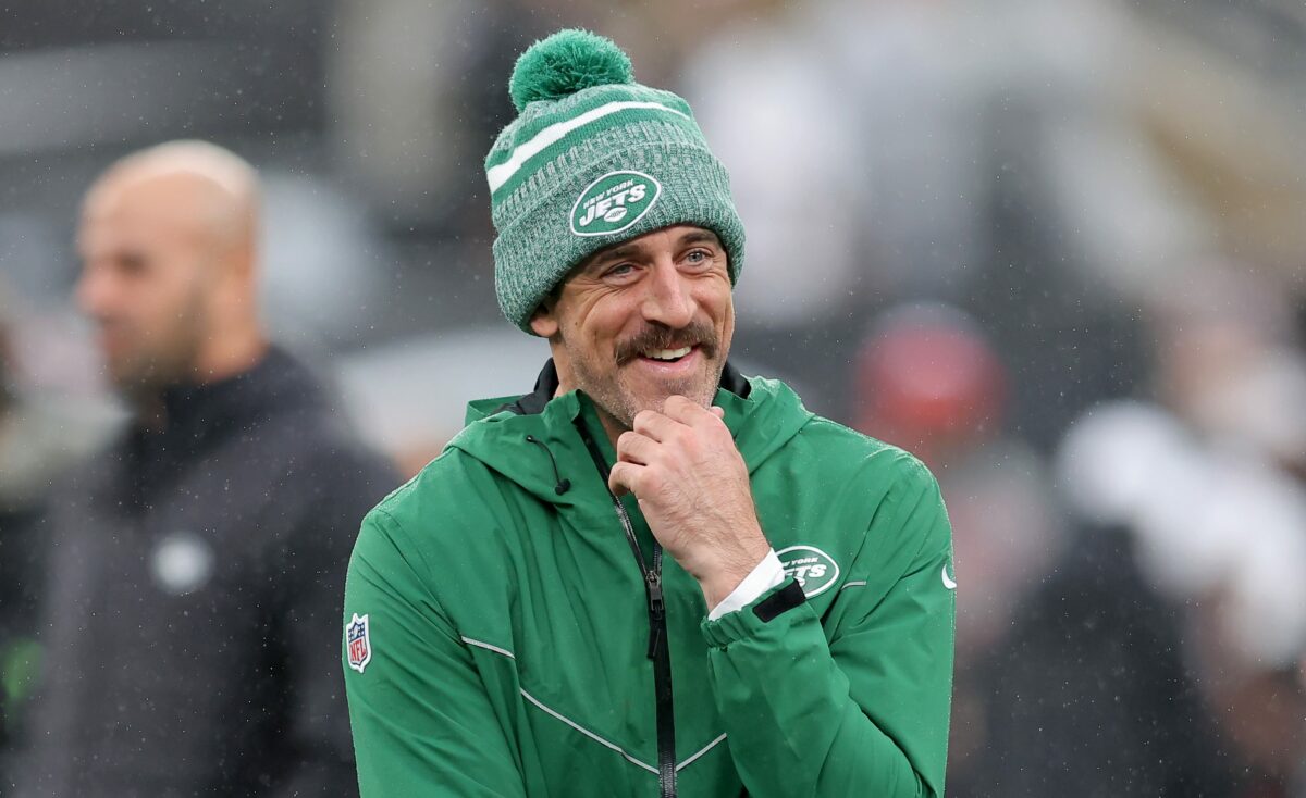 Public Menace Aaron Rodgers somehow voted most inspirational by his Jets teammates