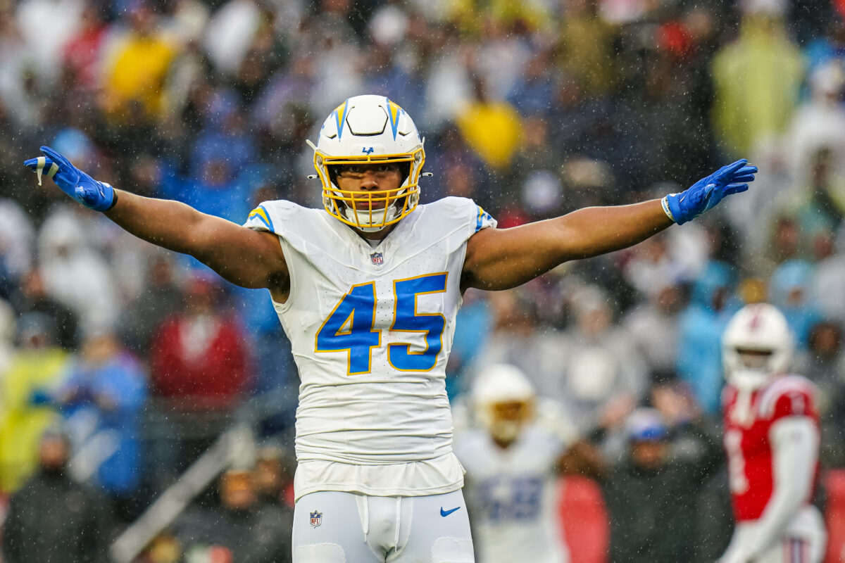 Chargers EDGE Tuli Tuipulotu named to PFF’s 2023 NFL All-Rookie Team