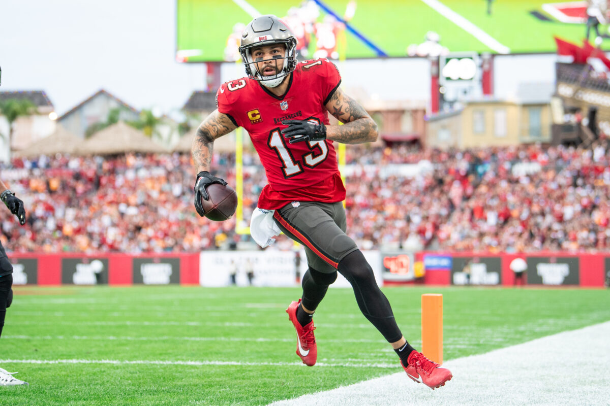 WR Mike Evans named AP Second Team All-Pro