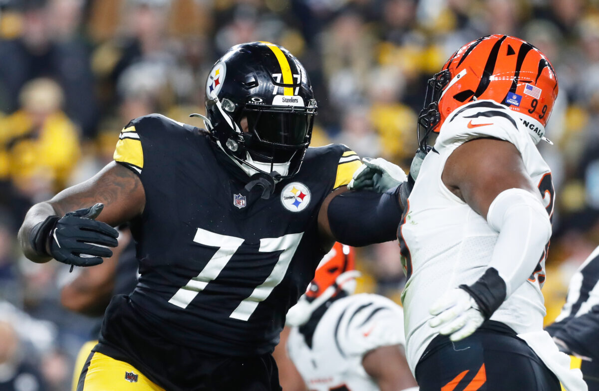 Broderick Jones says Steelers ‘kicking the door down’ to AFC playoffs