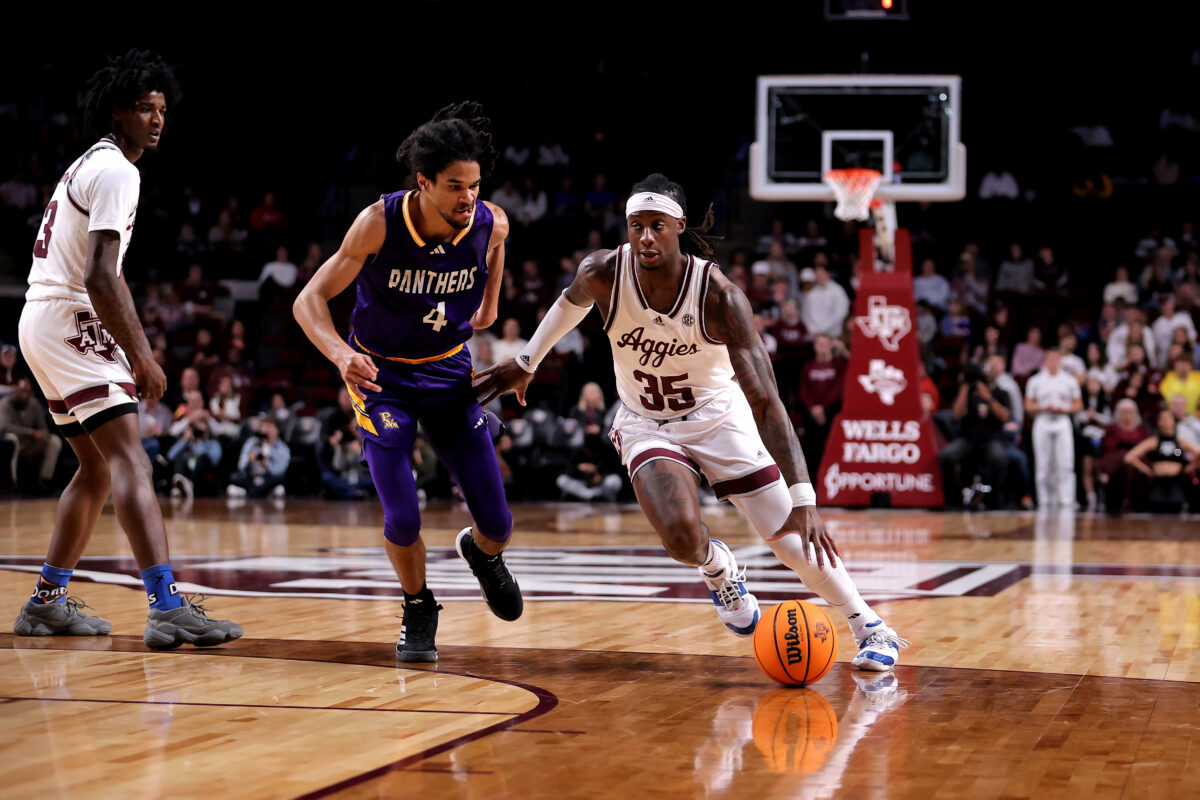 WATCH: Texas A&M guard Manny Obaseki’s rim-rattling dunk featured on SportsCenter’s Top 10 plays