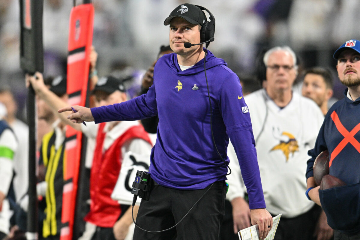 Snap count analysis from Vikings 33-10 loss vs. Packers