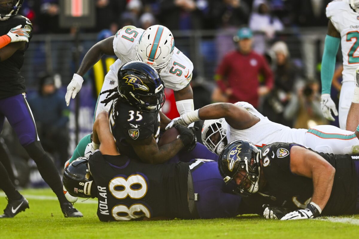 Watch: Former Rutgers star Gus Edwards scores touchdown in Ravens win
