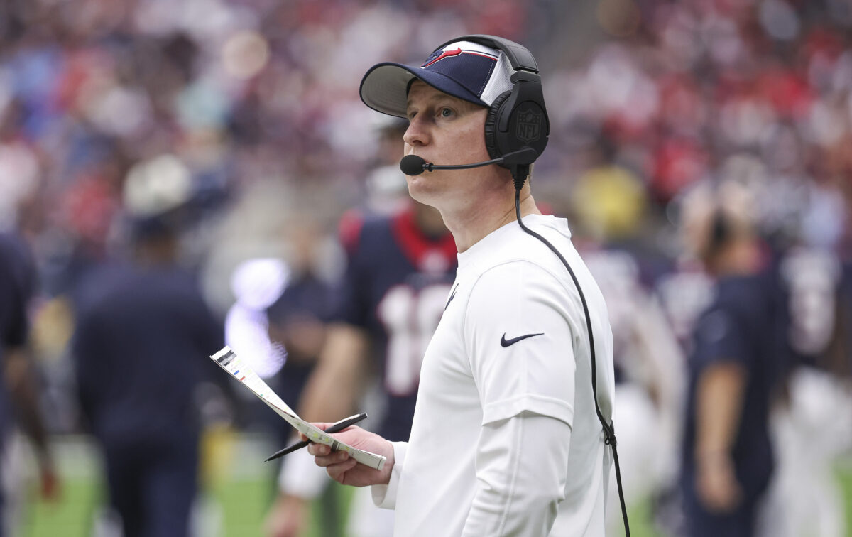 Texans OC Bobby Slowik scheduled to interview with Commanders on Sunday
